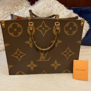 Louis Vuitton GM Tote